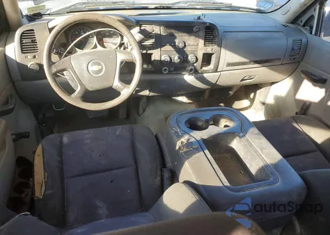 2011 Chevrolet Silverado C1500 z USA, uszkodzony, nr VIN 1GCRCPEA4BZ334040